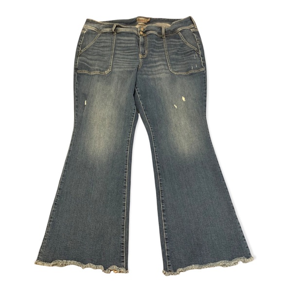 torrid Denim - Torrid Flare Jeans size 22 Stretch Raw Hem High Rise Distressed Dark Wash Denim